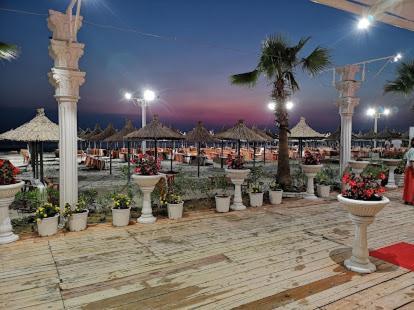 Lovely Studio Apartment Beachfront Durrës Buitenkant foto
